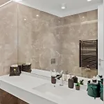 One Luxury Bucharest