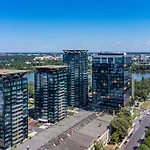 One Luxury Apartment *