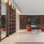 One Luxury * ブカレスト