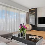 Apartment One Luxury