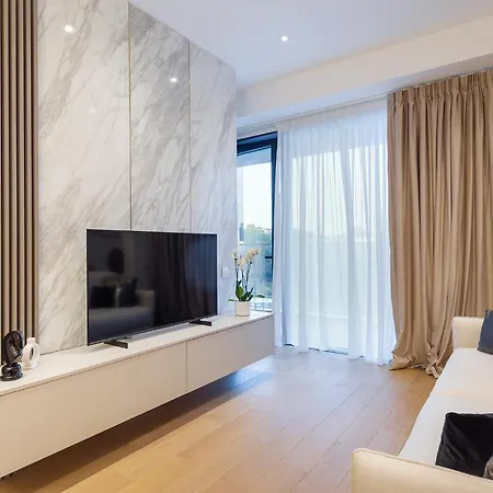 One Luxury Apartamento