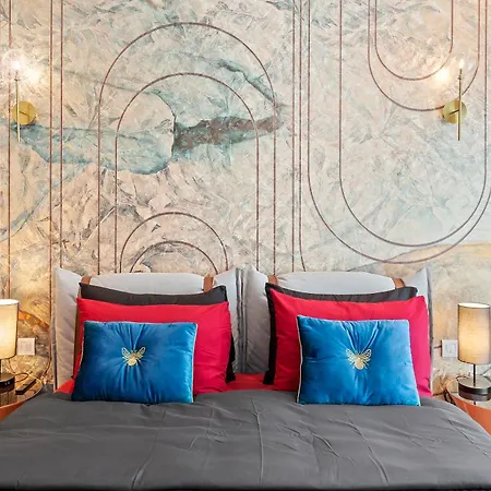 One Luxury * Bucharest