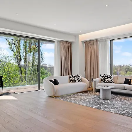 One Luxury Lägenhet