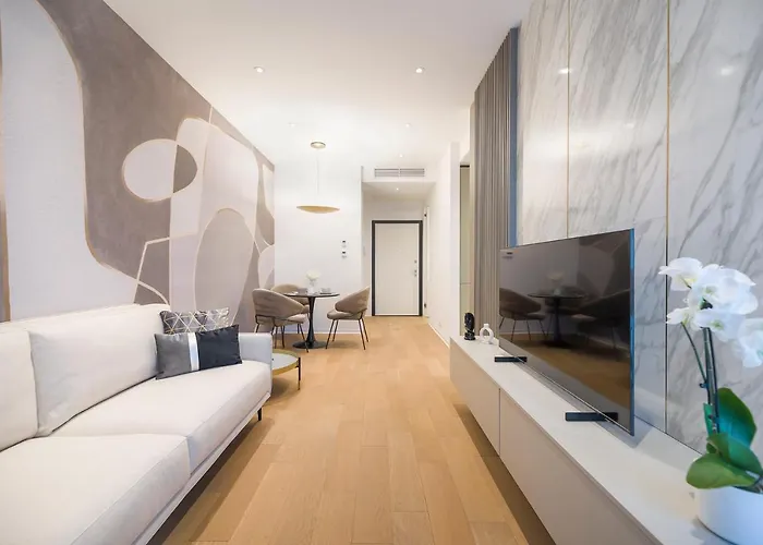 One Luxury Bucureşti