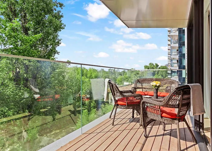 One Luxury * ブカレスト