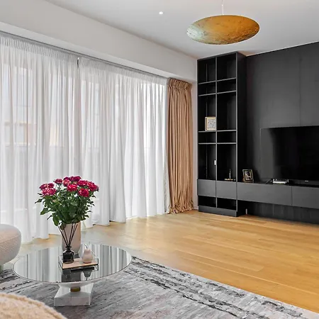 Appartement One Luxury Boekarest